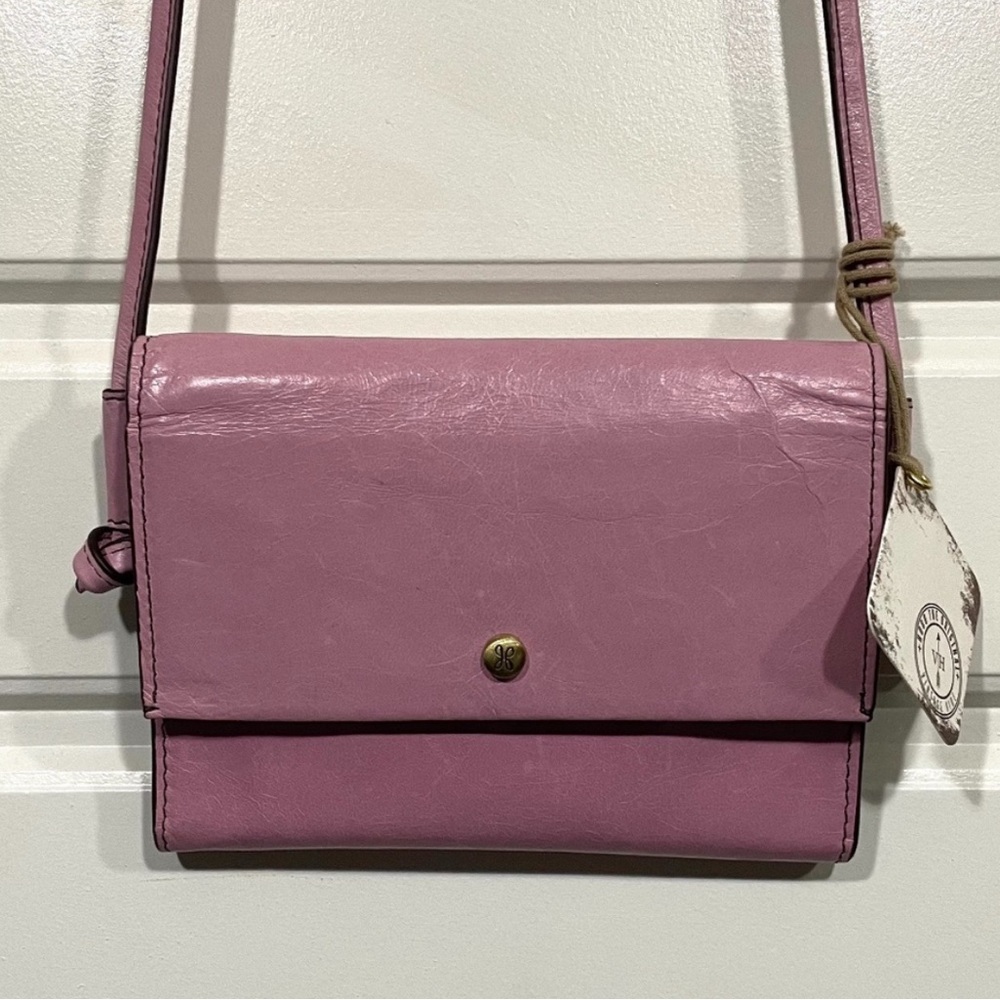 HOBO Bemuse Leather Crossbody Wallet Purse Lilac